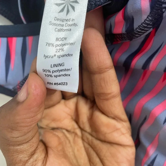 Athleta Double Dare Racerback Multicolor Pink Purple Blue Pad Sports Bra XS - Picture 7 of 7